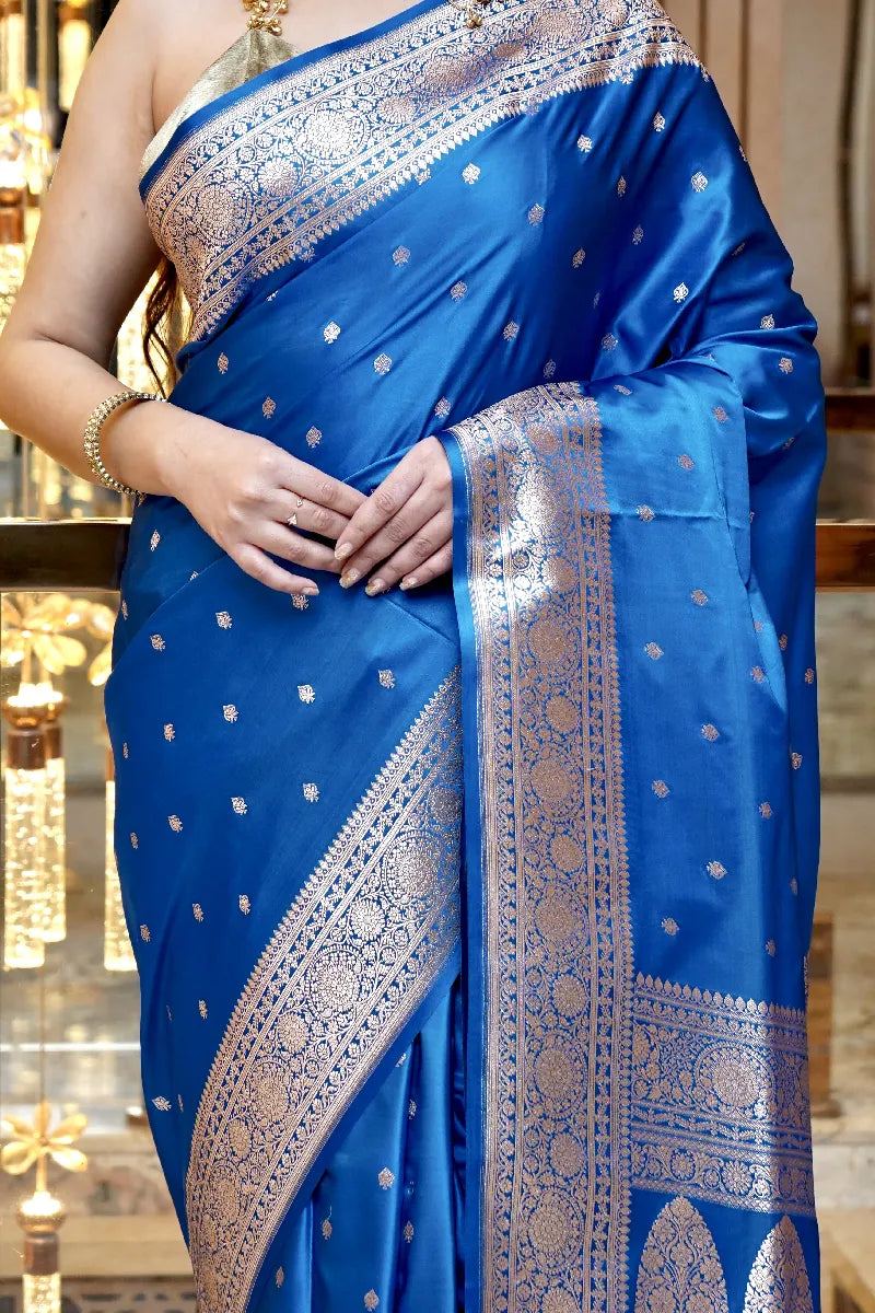 Best Saree Shop in India elegant saree showroom