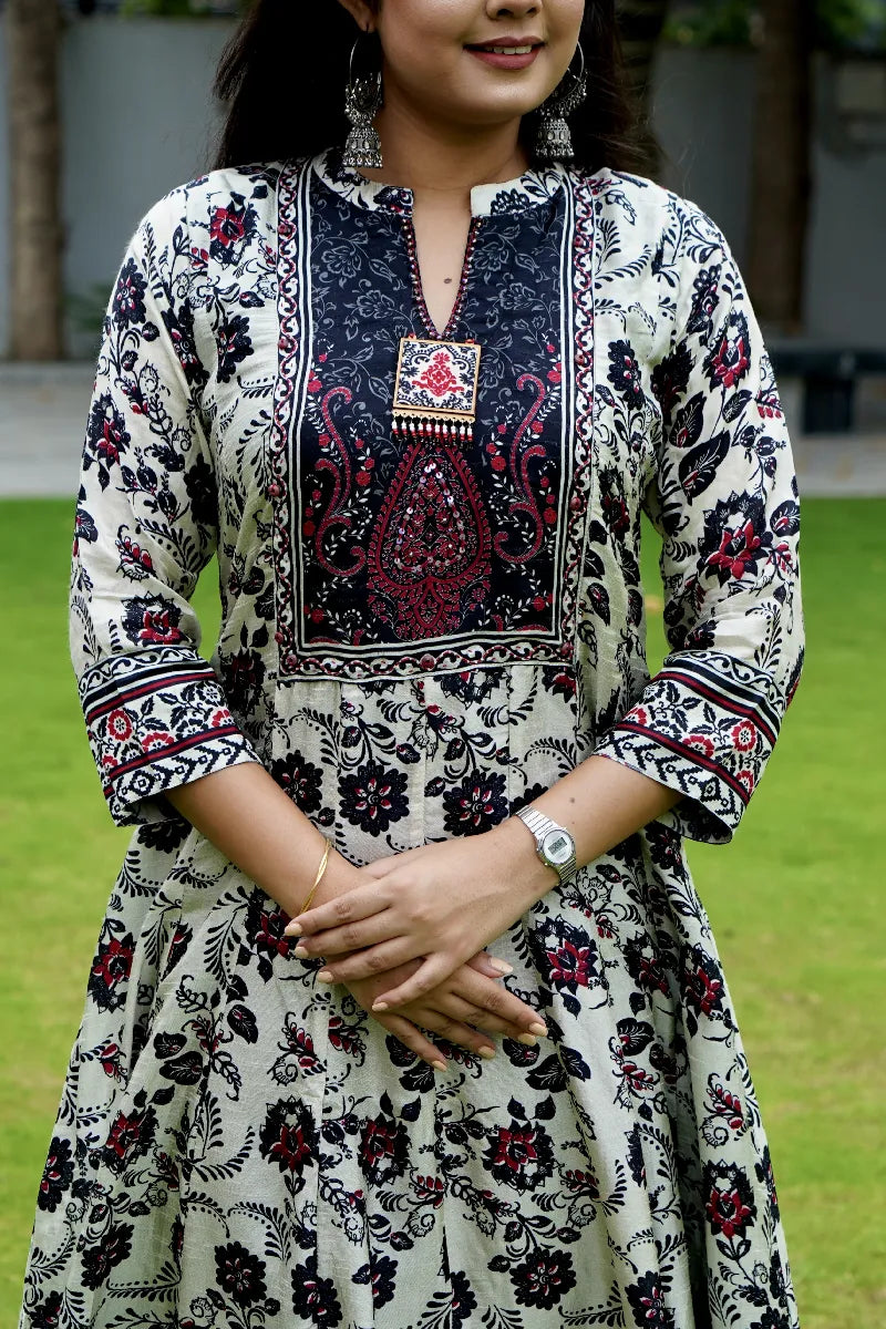 OFF WHITE COLOR FLORAL PRINTED KURTI SETS