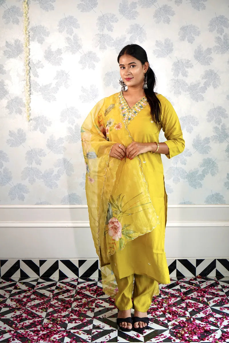 AMBER AURA - CLASSIC YELLOW SILK SUIT SET