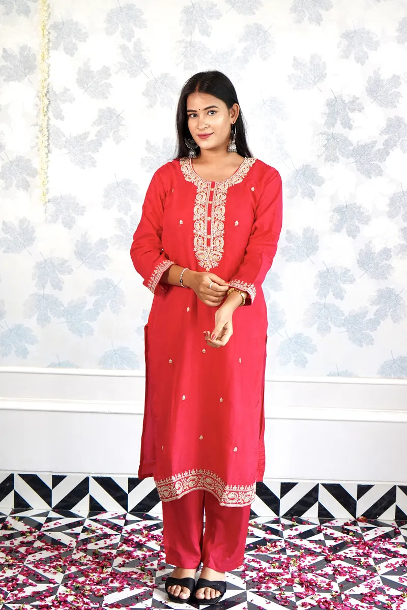 ELEGANT RED ETHNIC SET WITH GOLDEN EMBROIDERY