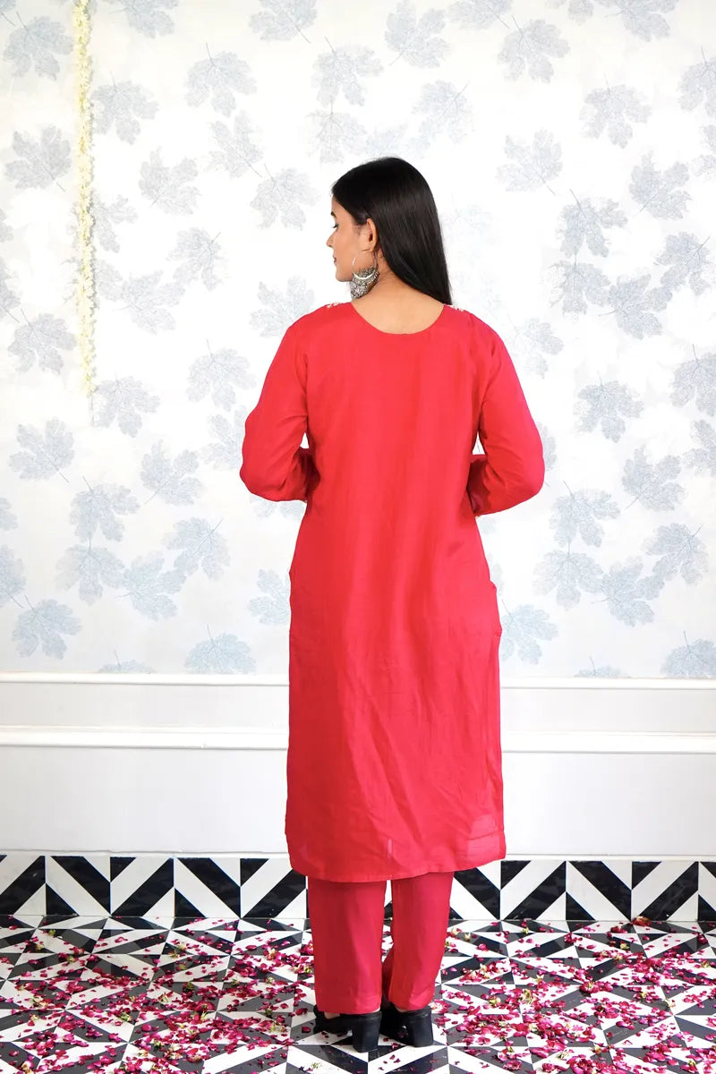 ELEGANT RED ETHNIC SET WITH GOLDEN EMBROIDERY