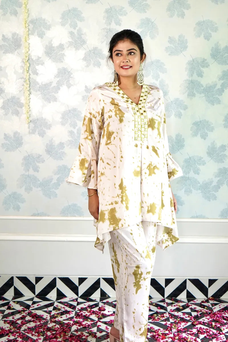 GOLDEN MIST: MIRROR WORK CO-ORD ELEGANCE"