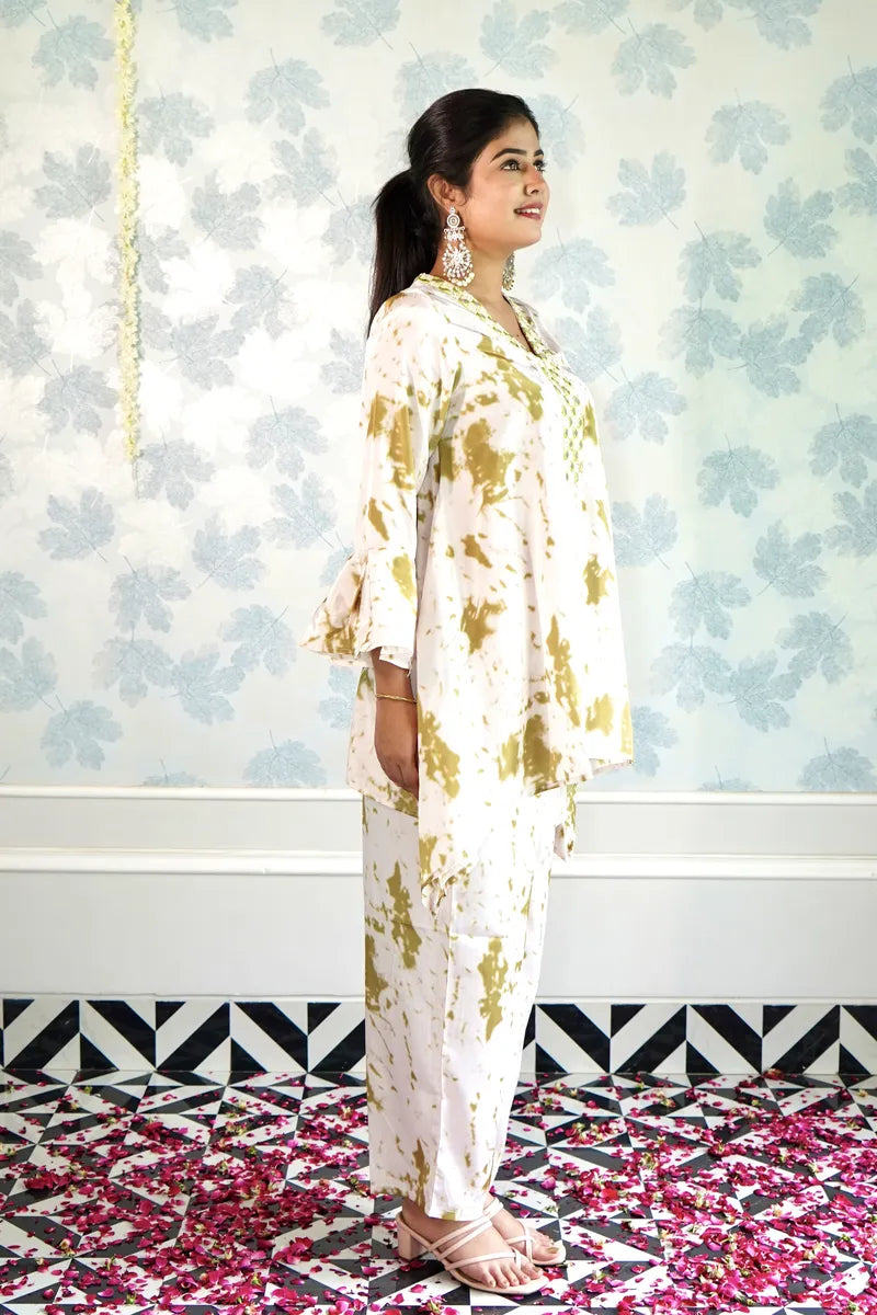 GOLDEN MIST: MIRROR WORK CO-ORD ELEGANCE"