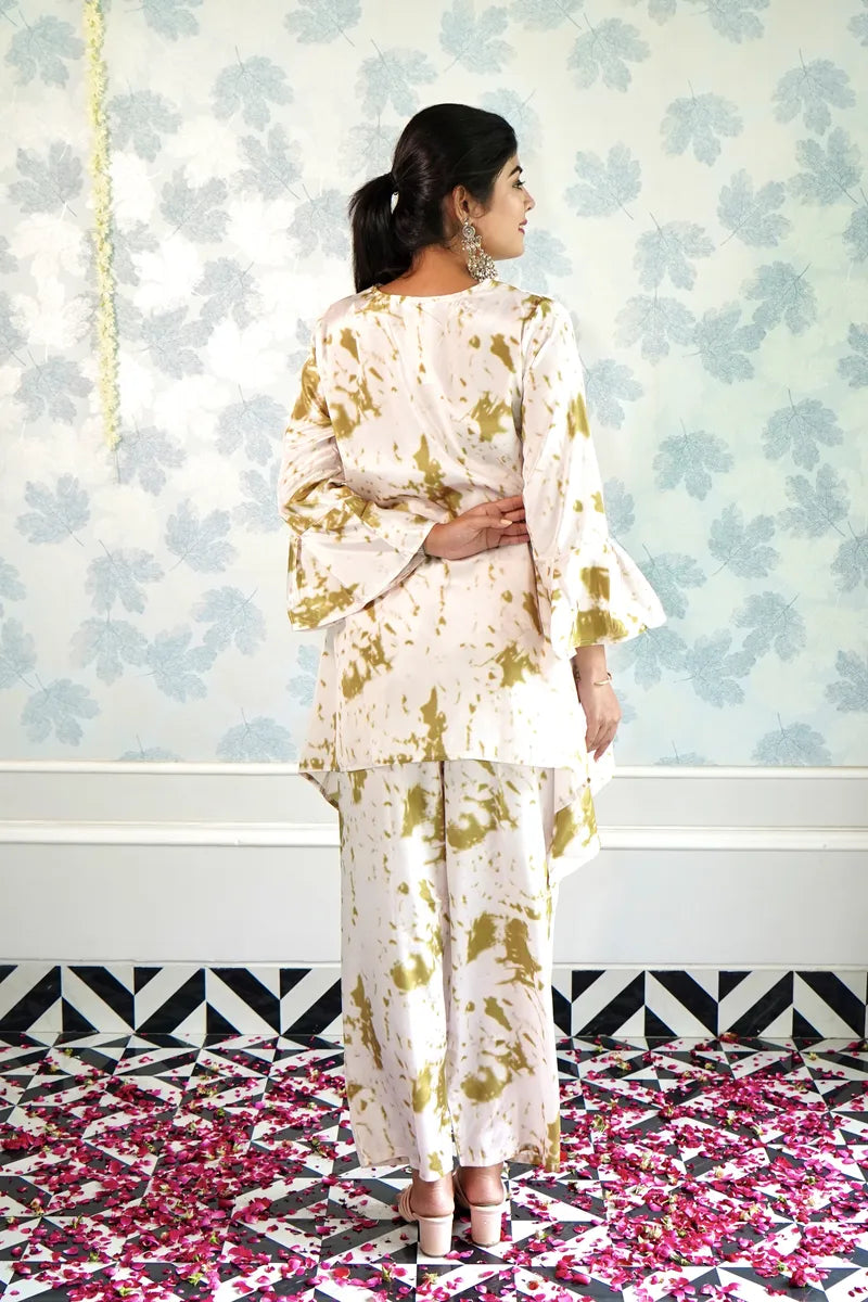 GOLDEN MIST: MIRROR WORK CO-ORD ELEGANCE"