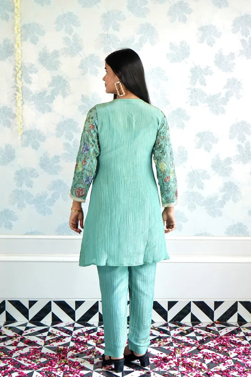MEADOW MIST EMBROIDERED KURTA SET IN TEAL GREEN