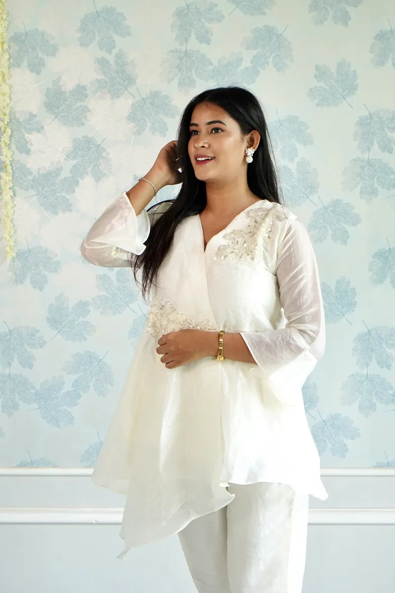 IVORY ELEGANCE LAYERED CORD SET WITH PEARL EMBELLISHMENTS