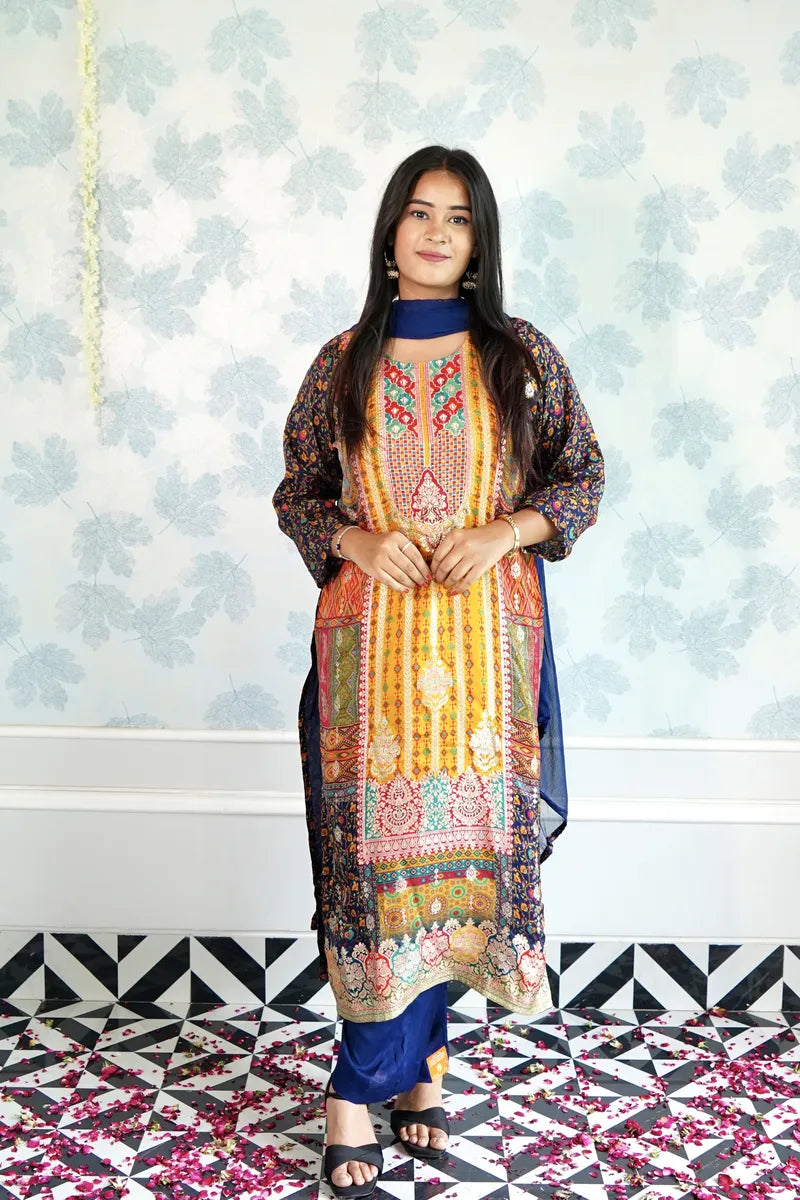 GOLDEN HOUR GLAM – MUSTARD BANARASI WITH NAVY ACCENTS