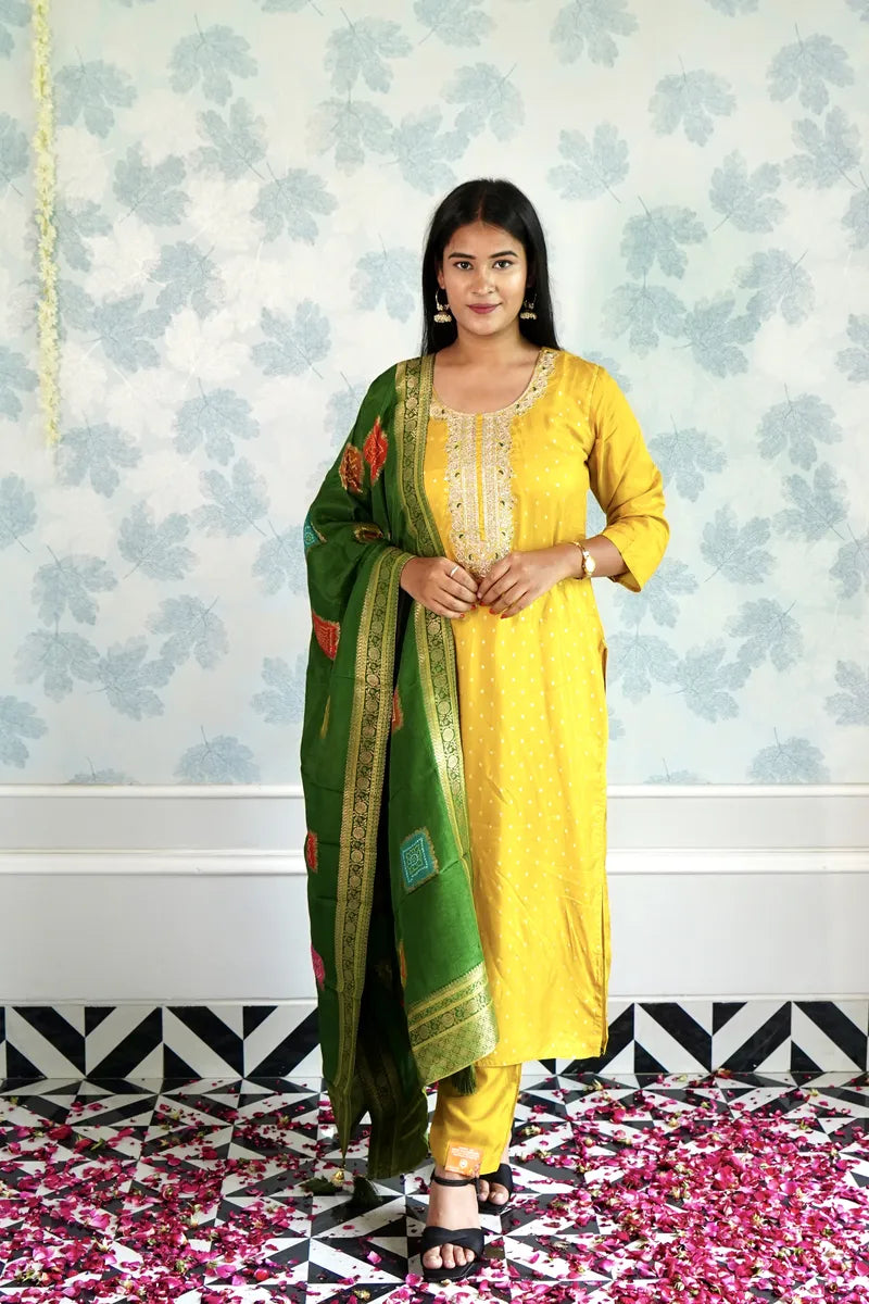 RANG-E-BANARAS – YELLOW KURTA WITH GREEN BANARASI TOUCH