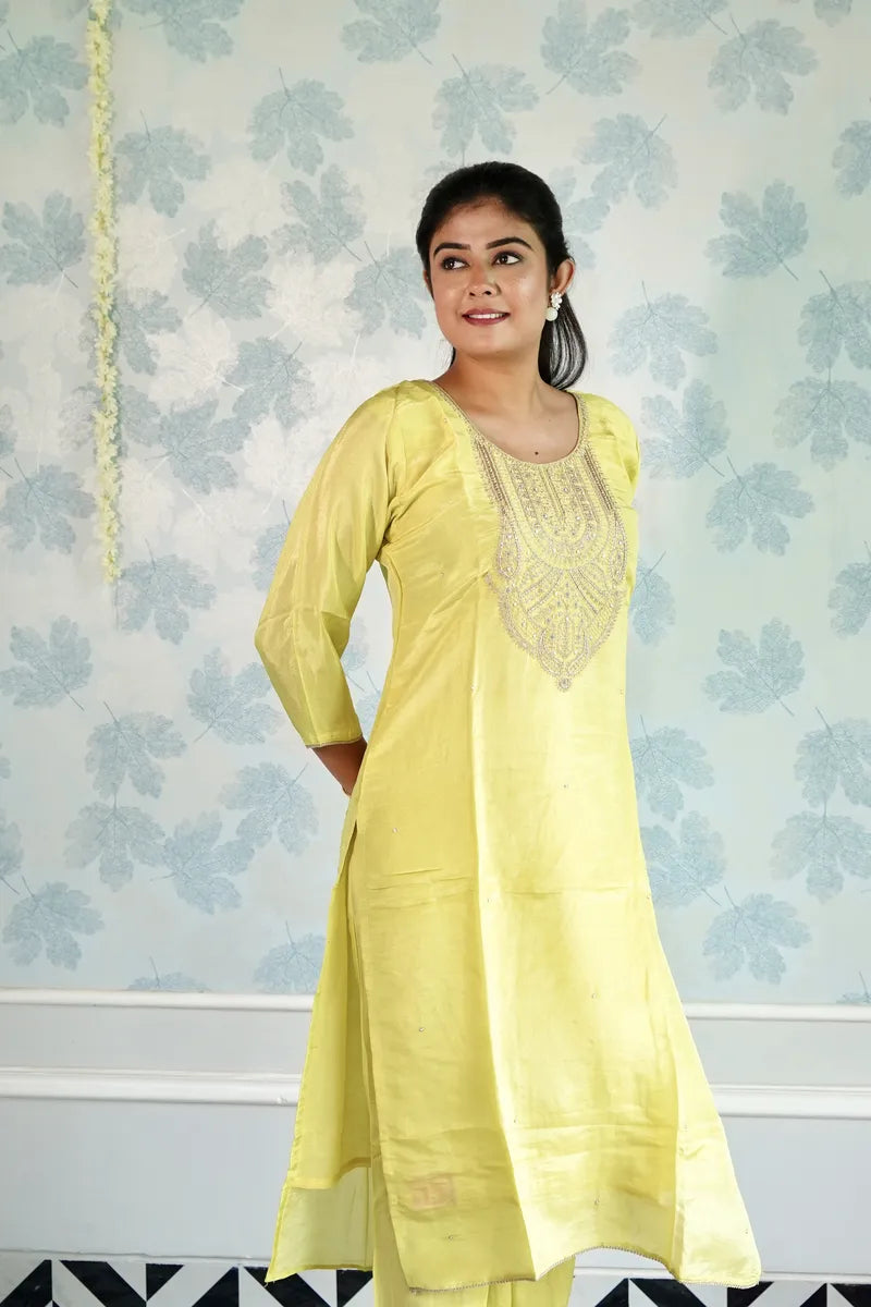 LEMON GLOW SUIT WITH CONTRASTING BANARASI DUPATTA