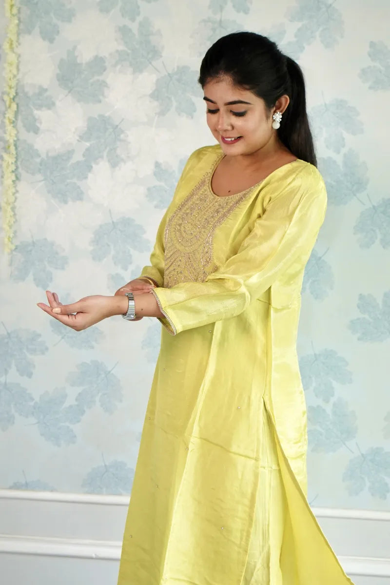 LEMON GLOW SUIT WITH CONTRASTING BANARASI DUPATTA