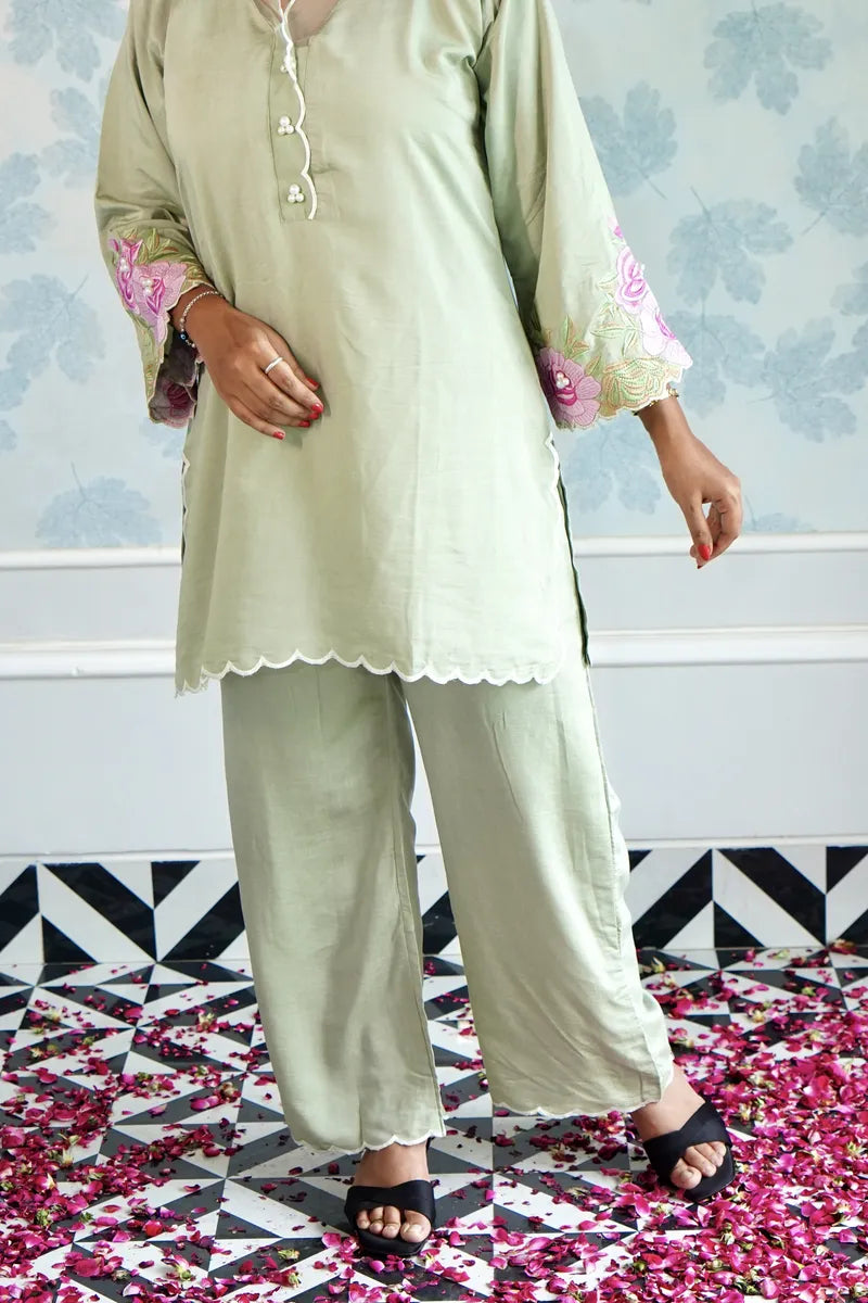 ROSE WHISPER – SAGE GREEN CO-ORD WITH EMBROIDERED SLEEVES