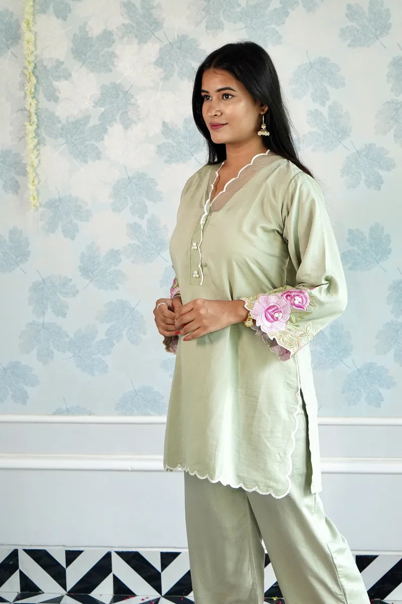 ROSE WHISPER – SAGE GREEN CO-ORD WITH EMBROIDERED SLEEVES