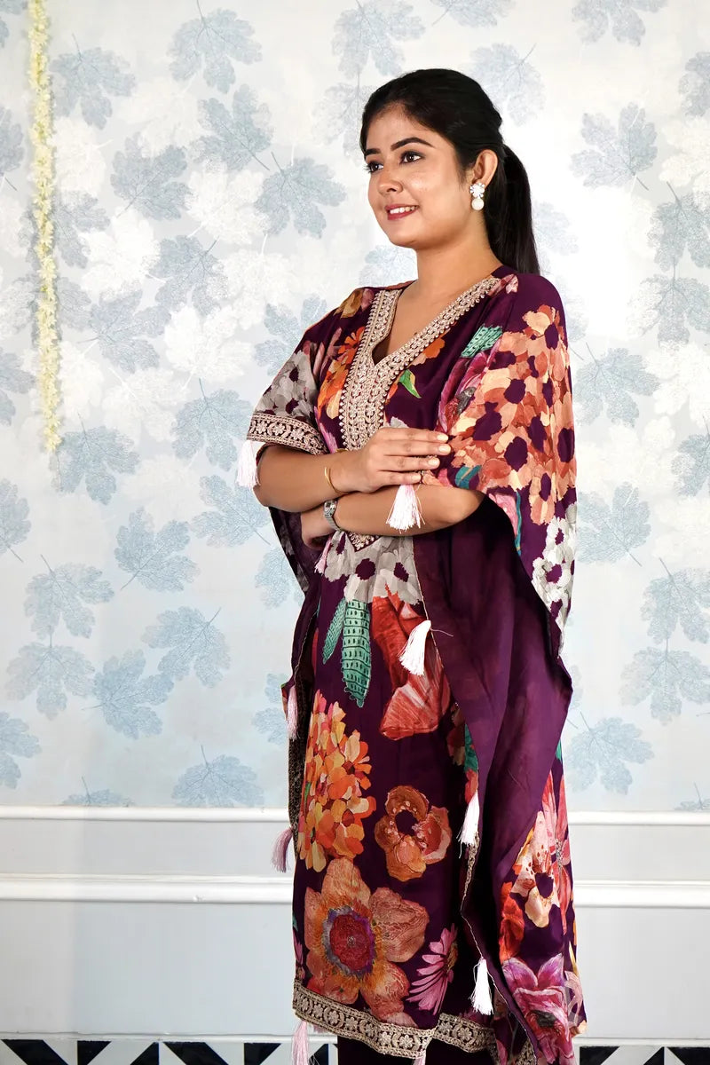 PLUM GARDEN – VIBRANT KAFTAAN WITH TASSEL DETAILING