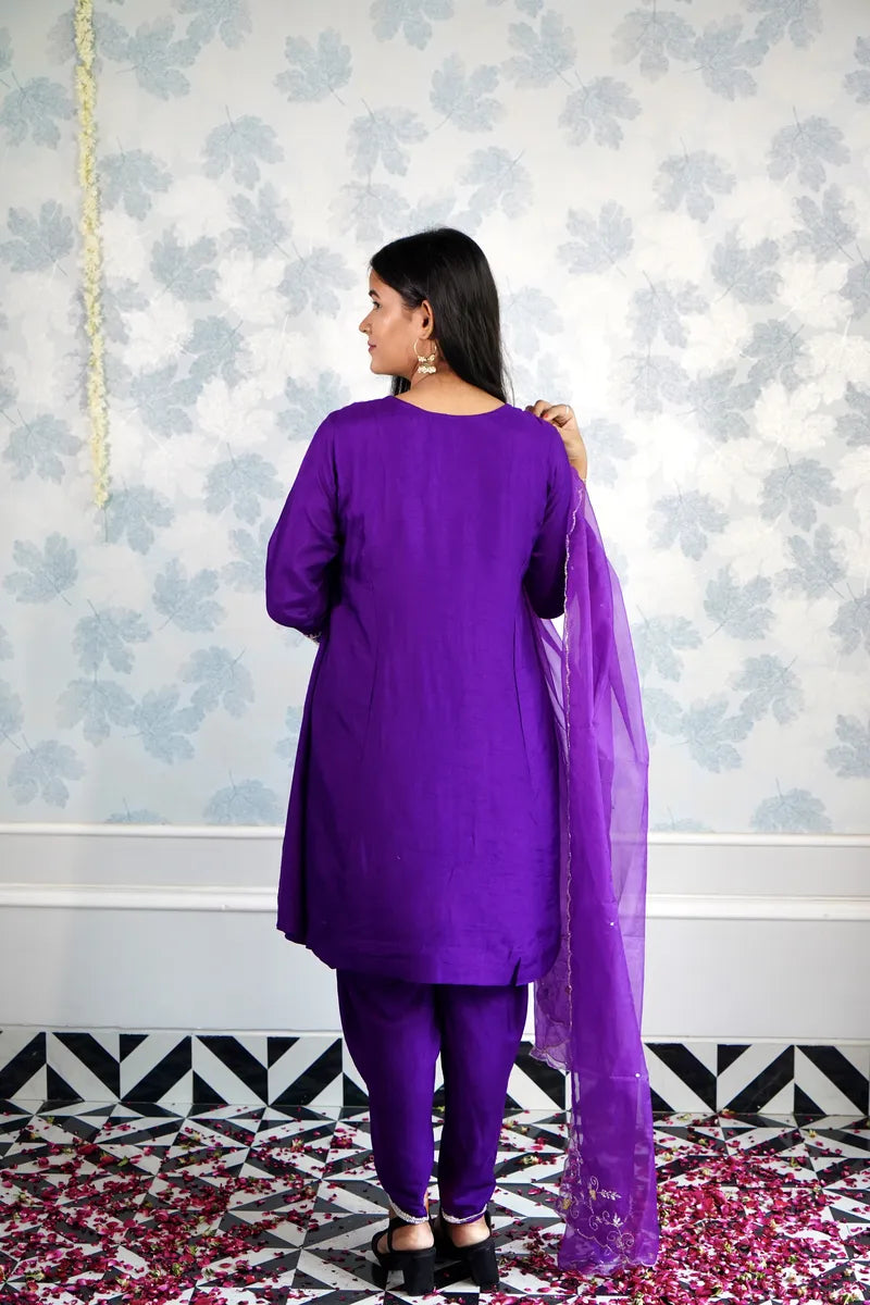 "PURPLE GLOW – EMBROIDERED BEAUTY FOR EVERY OCCASION"