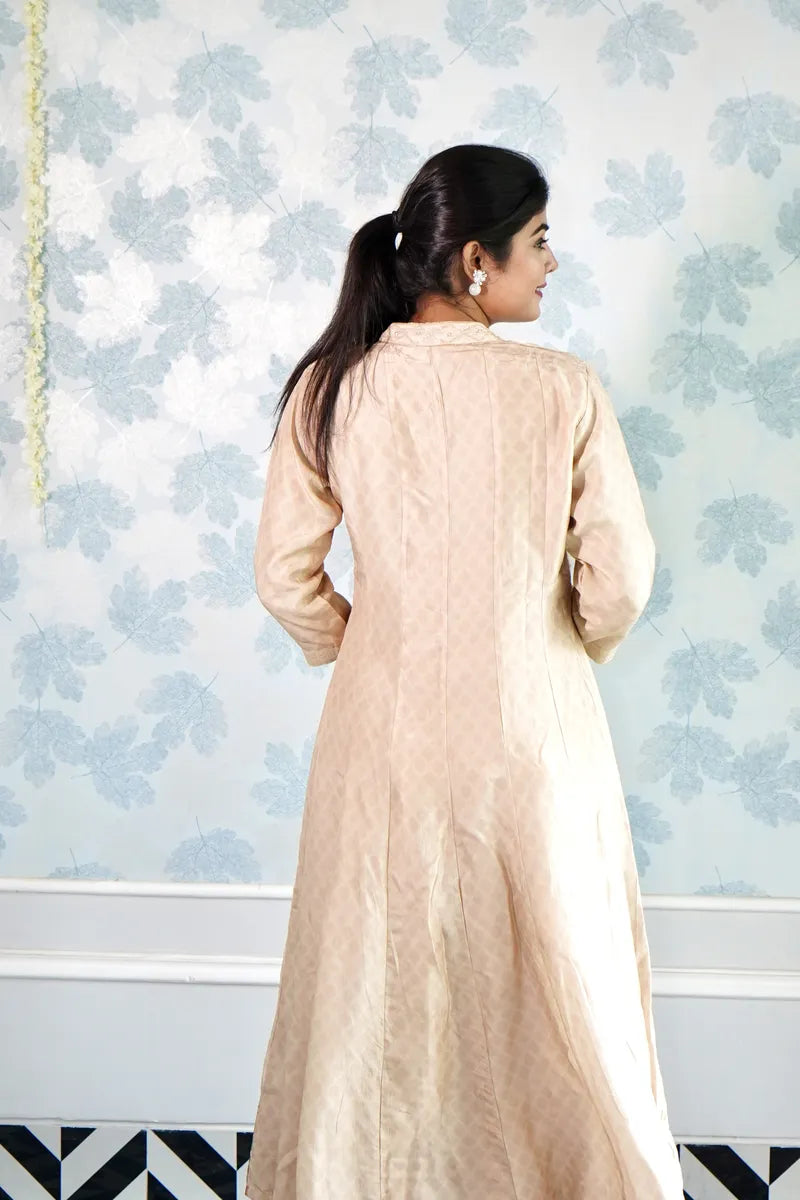 GOLDEN GLOW – BANARASI SILK ANARKALI WITH GARDEN-INSPIRED MOTIFS