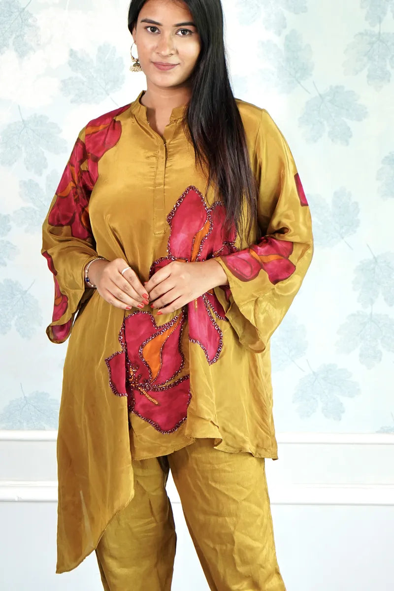 MUSTARD HAND-PAINTED FLORAL KURTA SET WITH STATEMENT SLEEVES