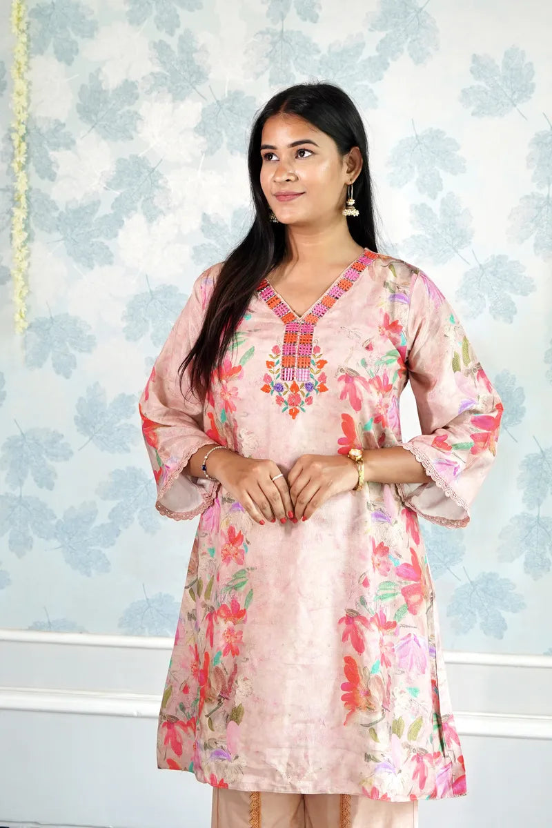 BLUSH PINK FLORAL PRINTED KURTA SET WITH EMBELLISHED NECK AND EMBROIDERED PANTS