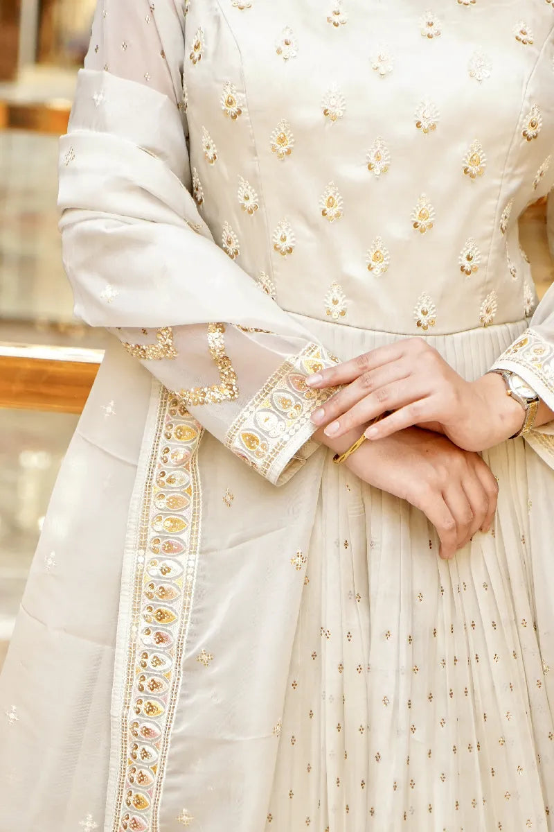 TIMELESS GLAMOUR OFF WHITE COLOR TRADITIONAL GOWN