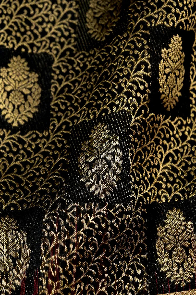 PURE HANDLOOM BLACK COLOR KANCHIPURAM SILK SAREE