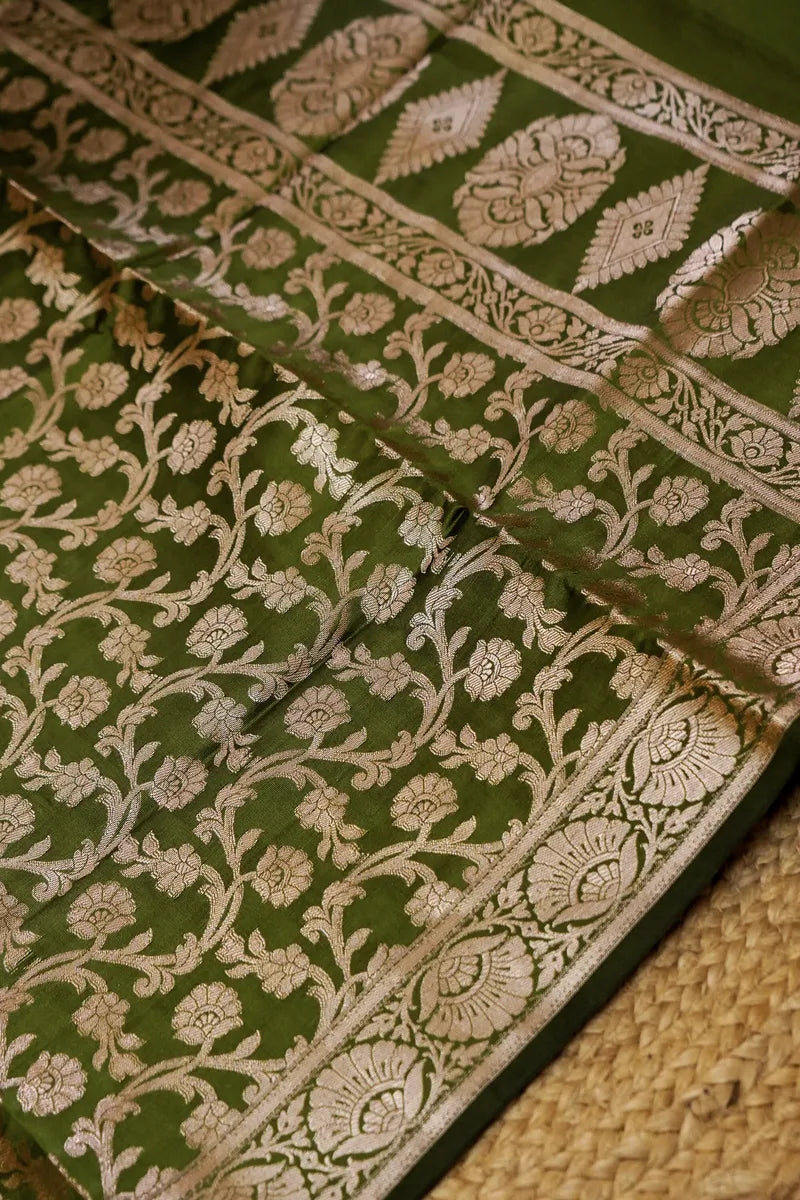 BANARASI SILK GREEN COLOR UNSTITCHED SUIT MATERIAL