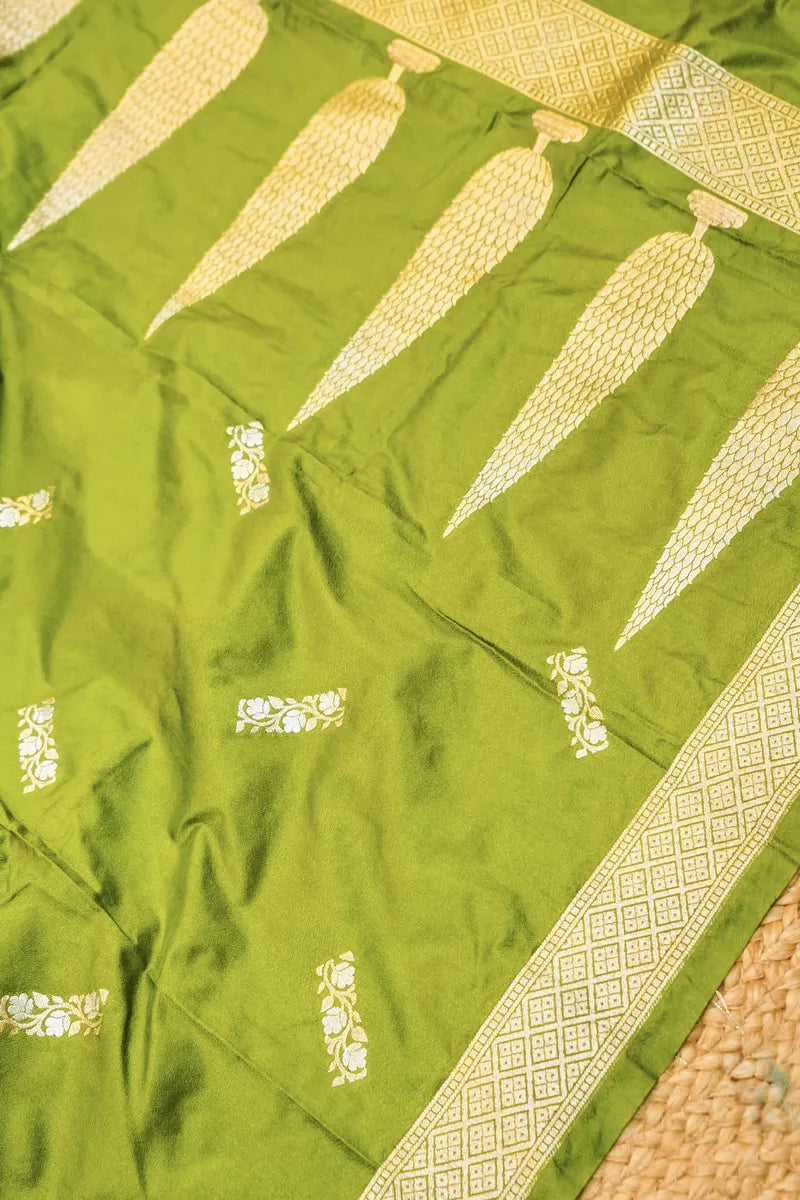 BANARASI KATAN SILK PARROT GREEN COLOR UNSTITCHED SUIT MATERIAL