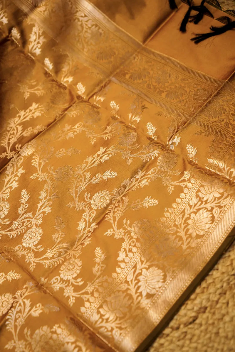 BANARASI SILK CHEEKU WITH ORANGE COLOR UNSTITCHED SUIT MATERIAL