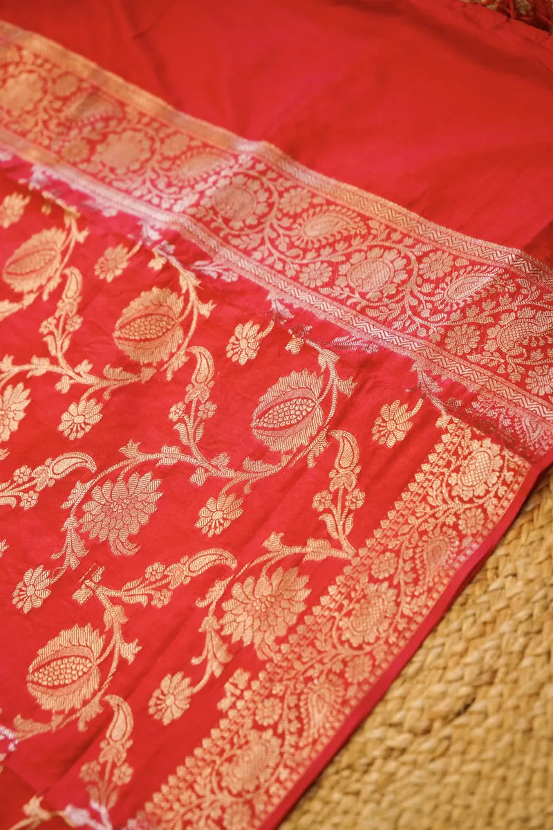 BANARASI SILK GAJARI PINK COLOR UNSTITCHED SUIT MATERIAL