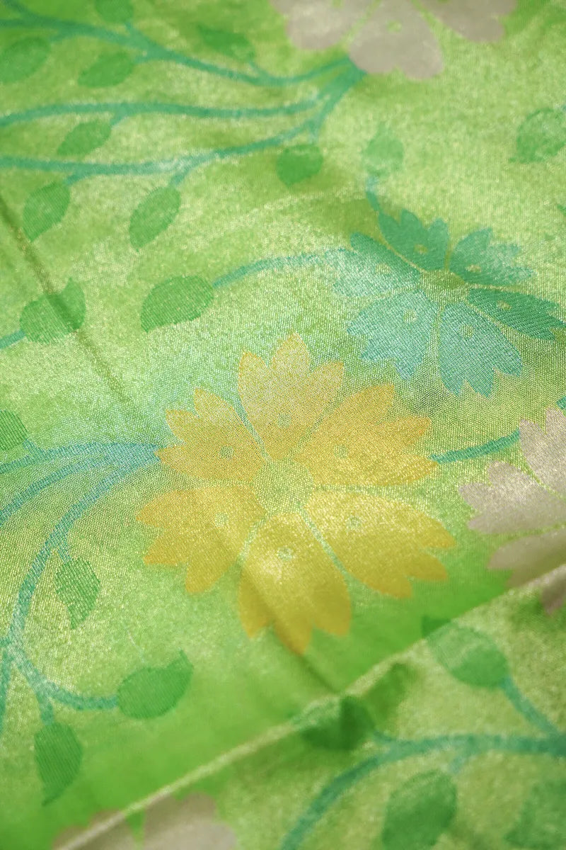 PARROT GREEN COLOR BANARASI SILK SAREE