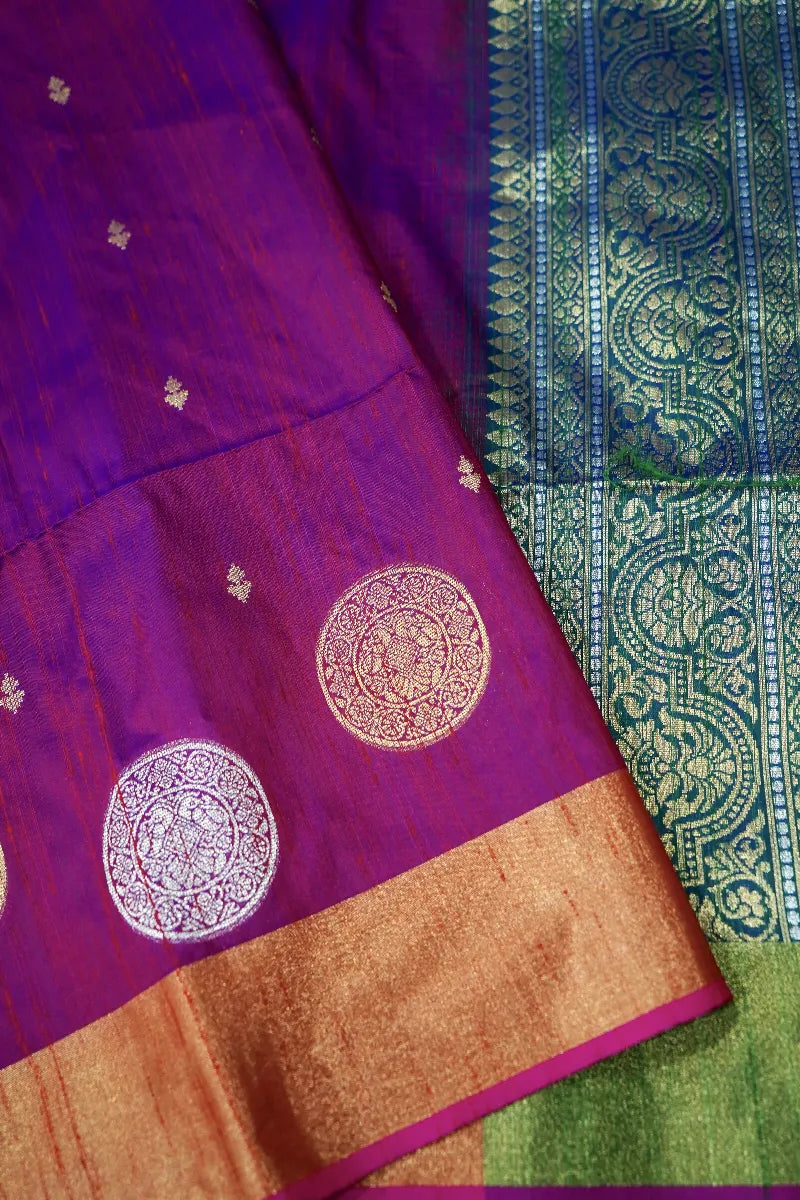 Lakmi Saree Ghar – Celebrate Traditions at This Saree Store in Varanasi