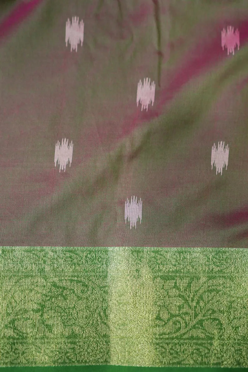 Lakmi Saree Ghar – Saree Store in Varanasi for Festival Shopping