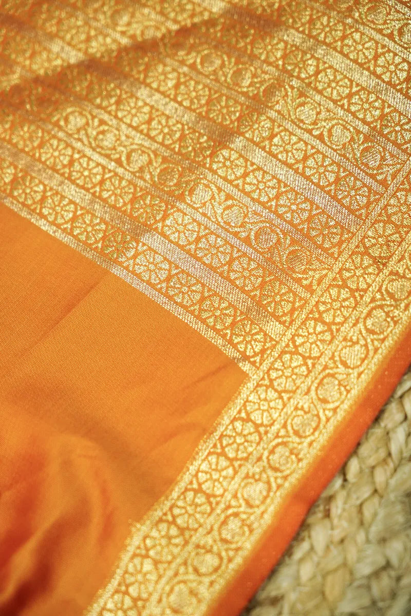 Saree Store in Varanasi for Exclusive Yellow Banarasi Sarees – Lakmi Saree Ghar