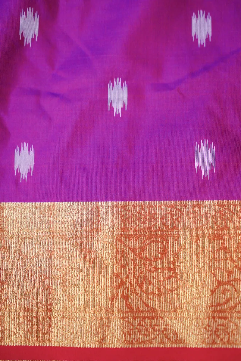 Finest Saree Store in Varanasi – Visit Lakmi Saree Ghar Today