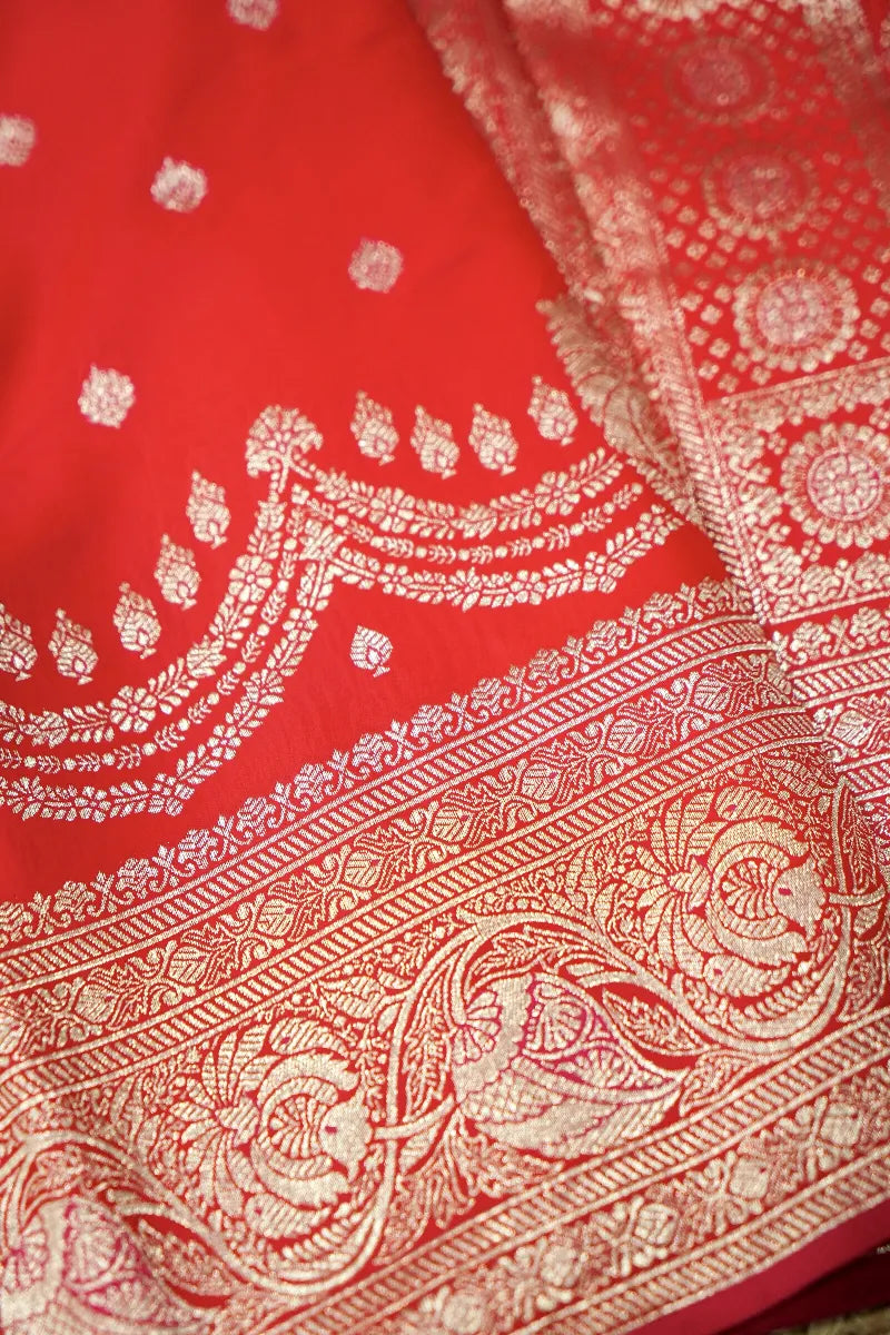 Iconic Saree Store in Varanasi – Lakmi Saree Ghar Collections