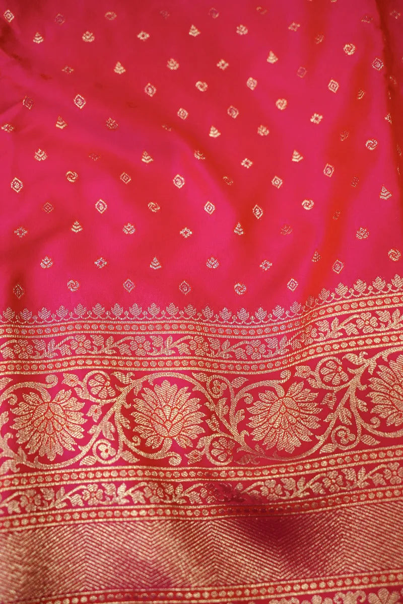 Saree Store in Varanasi for Pure Silk Collection – Lakmi Saree Ghar
