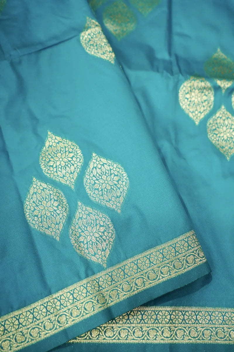 Lakmi Saree Ghar – Legendary Saree Store in Varanasi