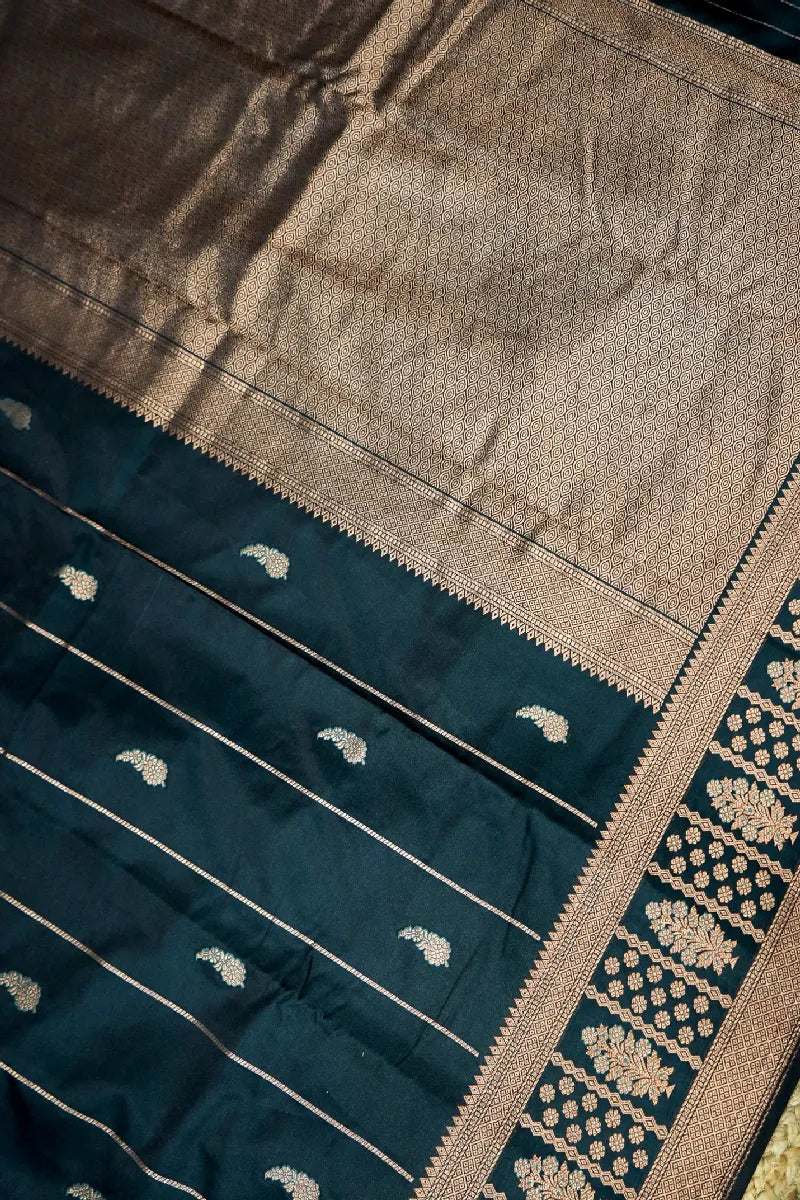 Saree Store in Varanasi for Heritage Banarasi Sarees – Lakmi Saree Ghar