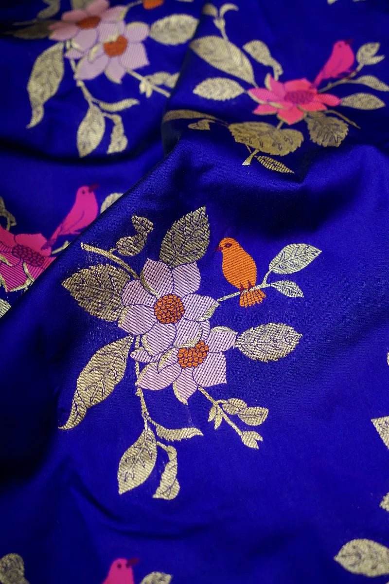 Saree Store in Varanasi Offering Handpicked Banarasi Designs – Lakmi Saree Ghar