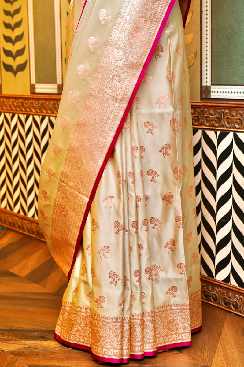 Laxmi_Sarees_Varanasi_0011049758