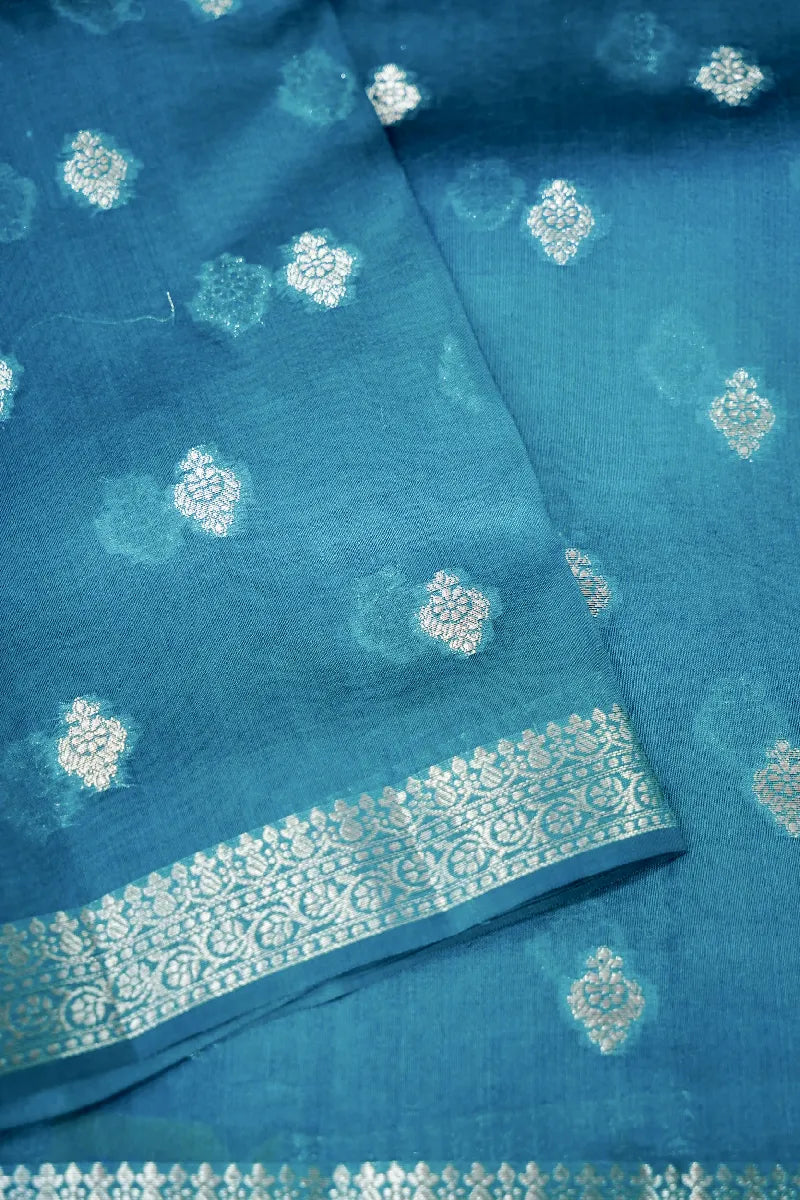 Laxmi_Sarees_Varanasi_0011163539