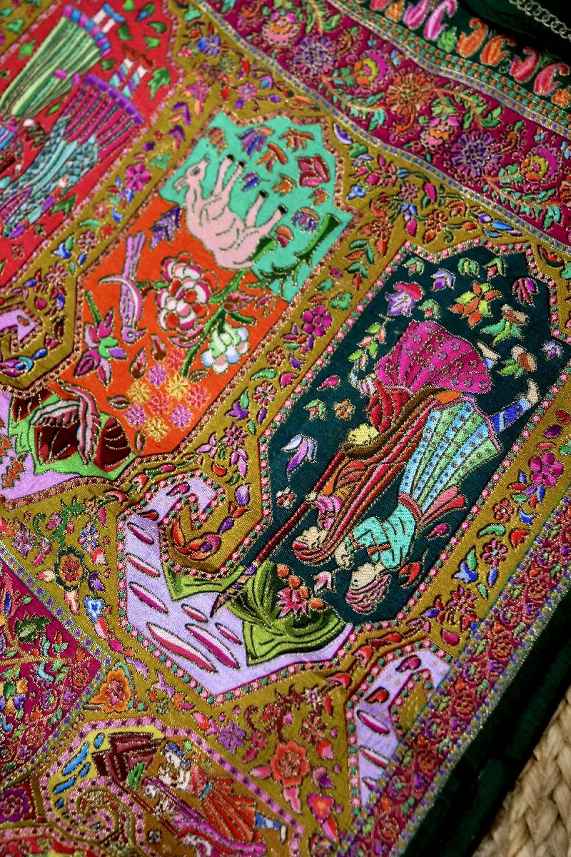 Laxmi_Sarees_Varanasi_0011187394