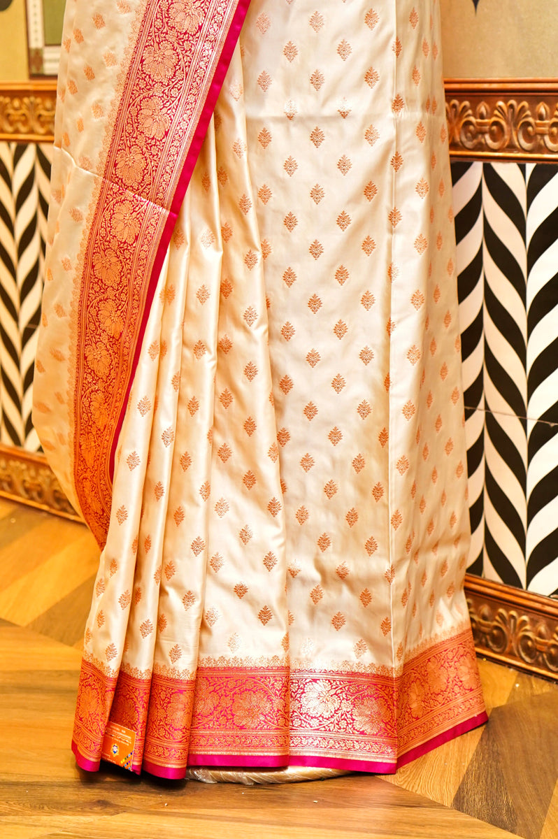 Laxmi_Sarees_Varanasi_001730224