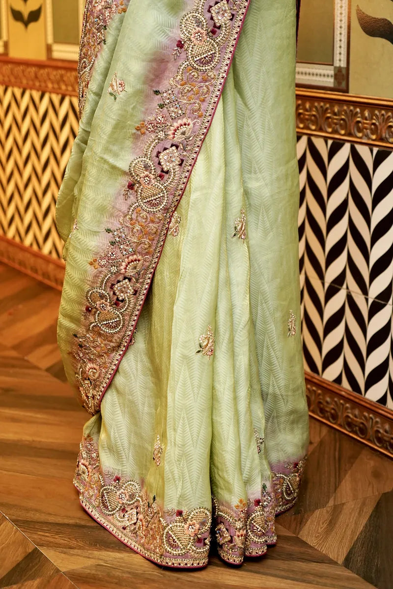 Laxmi_Sarees_Varanasi_001819648