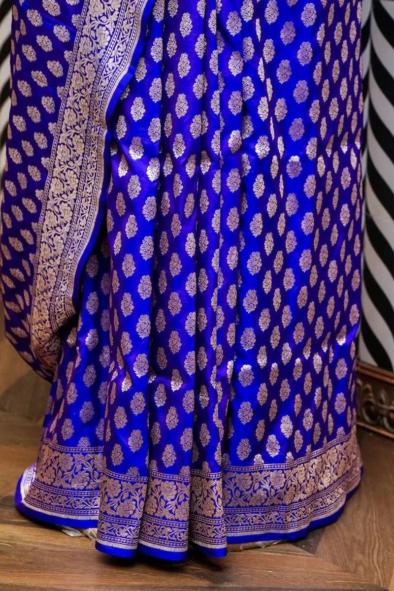 Laxmi_Sarees_Varanasi_001896440