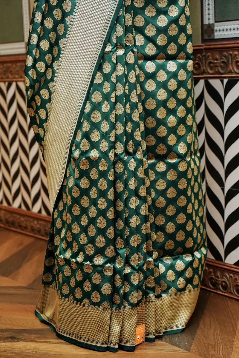 Laxmi_Sarees_Varanasi_001939251