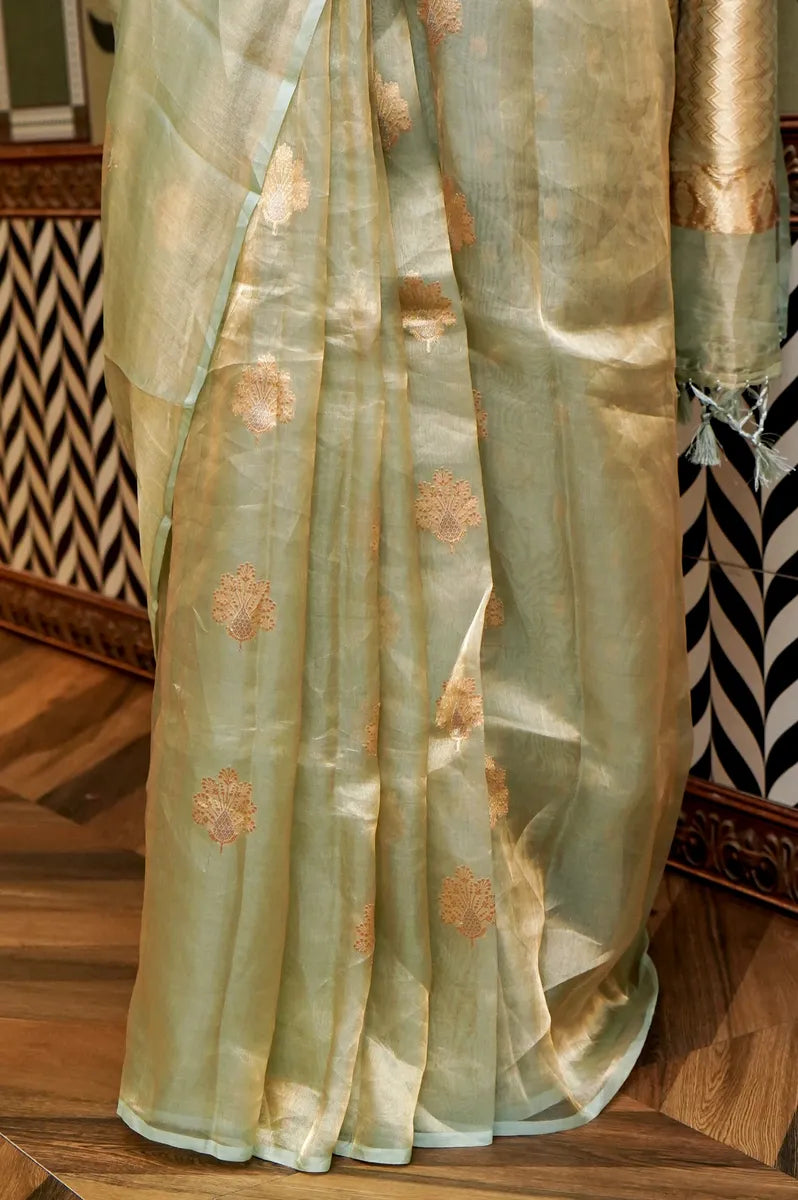Laxmi_Sarees_Varanasi_001943808