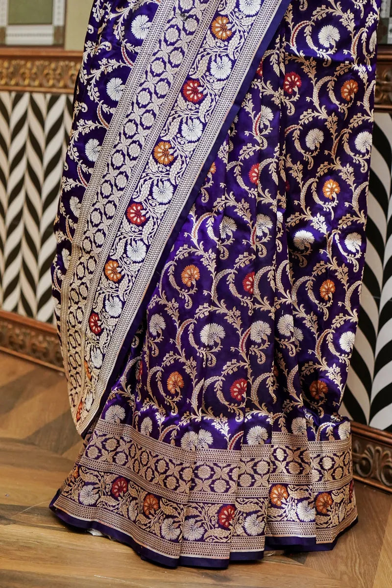 Laxmi_Sarees_Varanasi_001995124