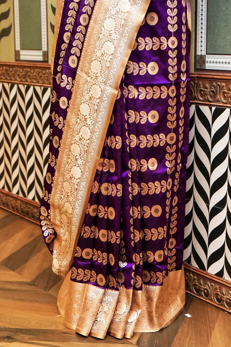 Laxmi_Sarees_Varanasi_002128623
