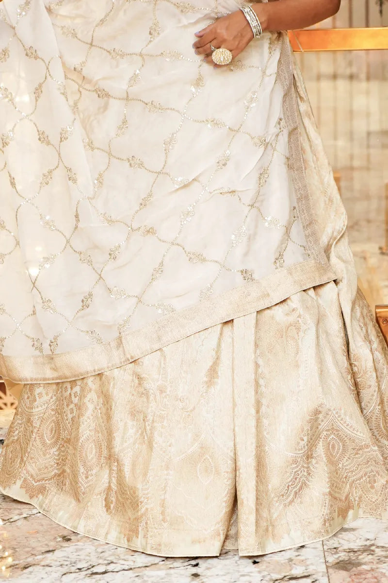 Laxmi_Sarees_Varanasi_002181265