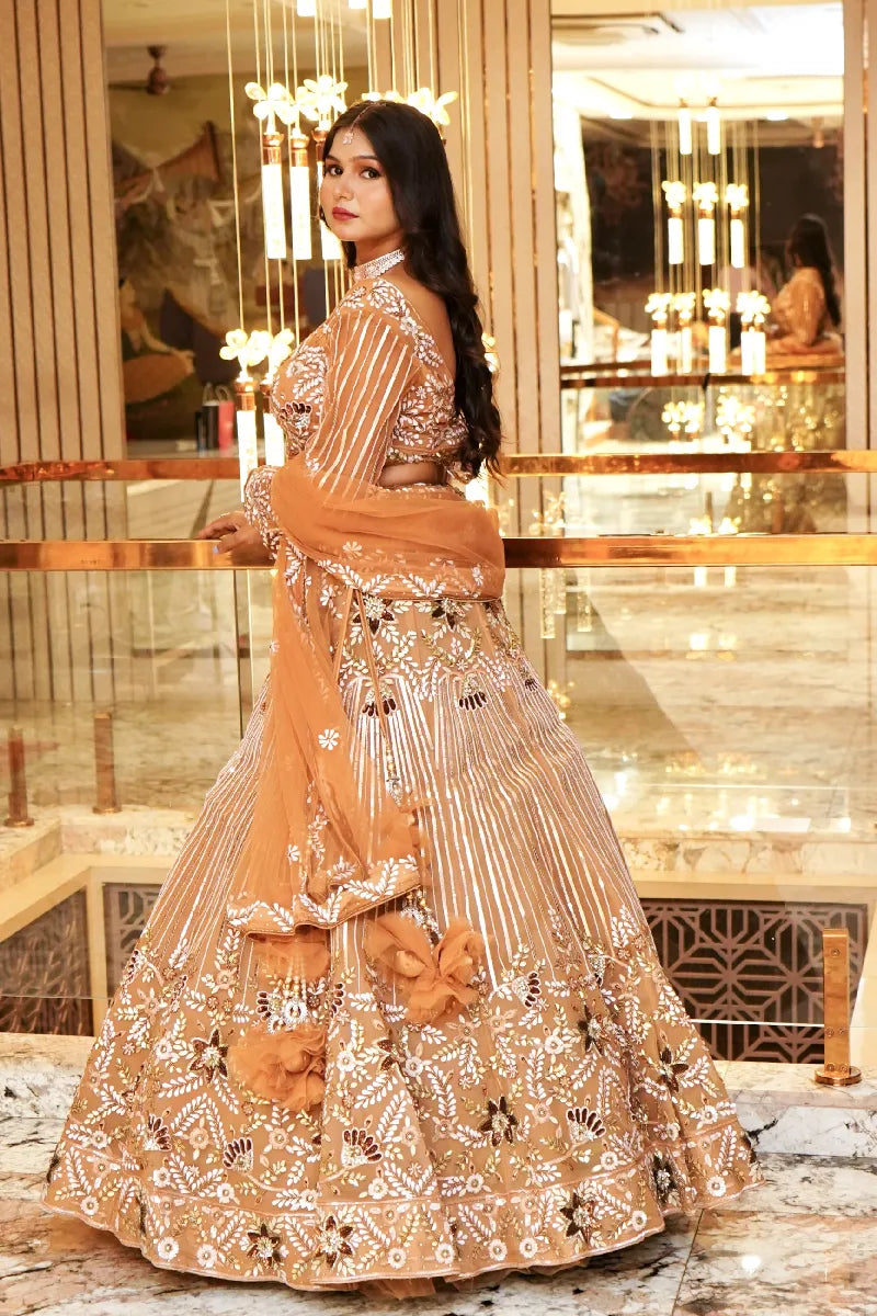 Laxmi_Sarees_Varanasi_00262080