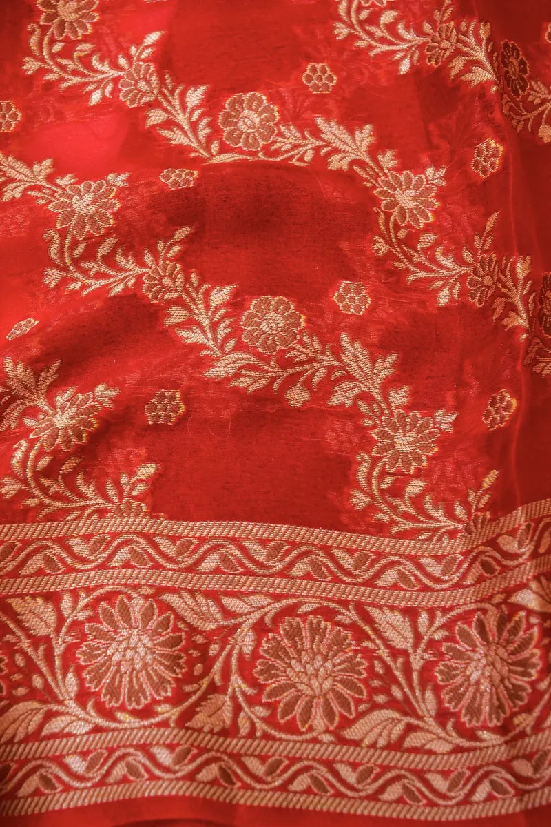 Laxmi_Sarees_Varanasi_0011016256